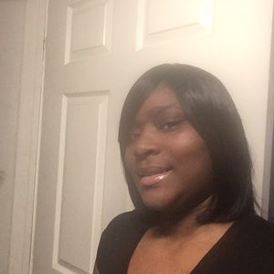 Meet your Posher, Charlene